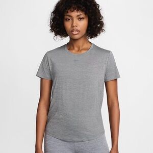 Nike One Classic Women’s T-Shirt